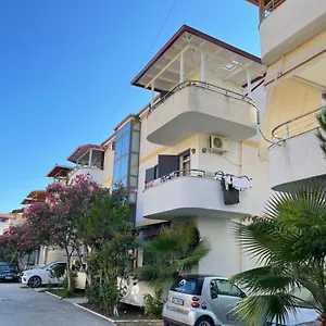 Dom wakacyjny House For Rent Jurgen, Golem (Tirana)